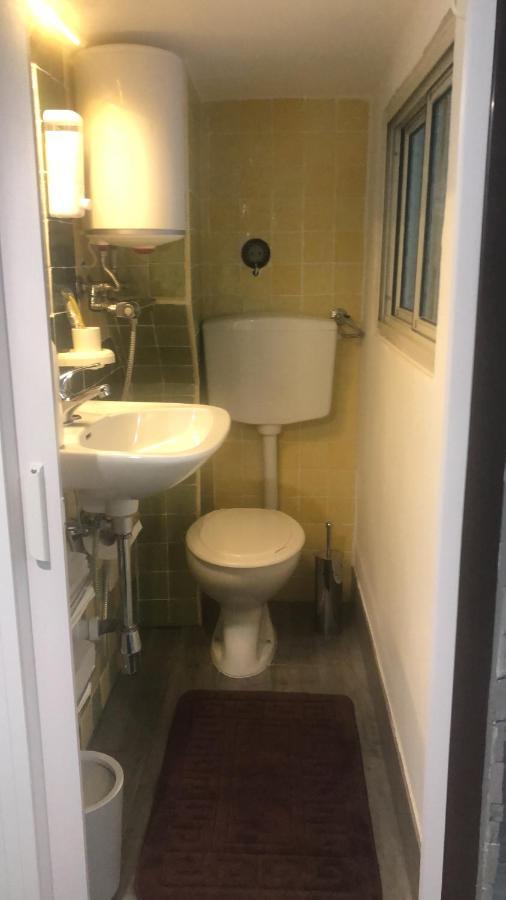 Loft 24 Bed & Breakfast Бриндизи Екстериор снимка